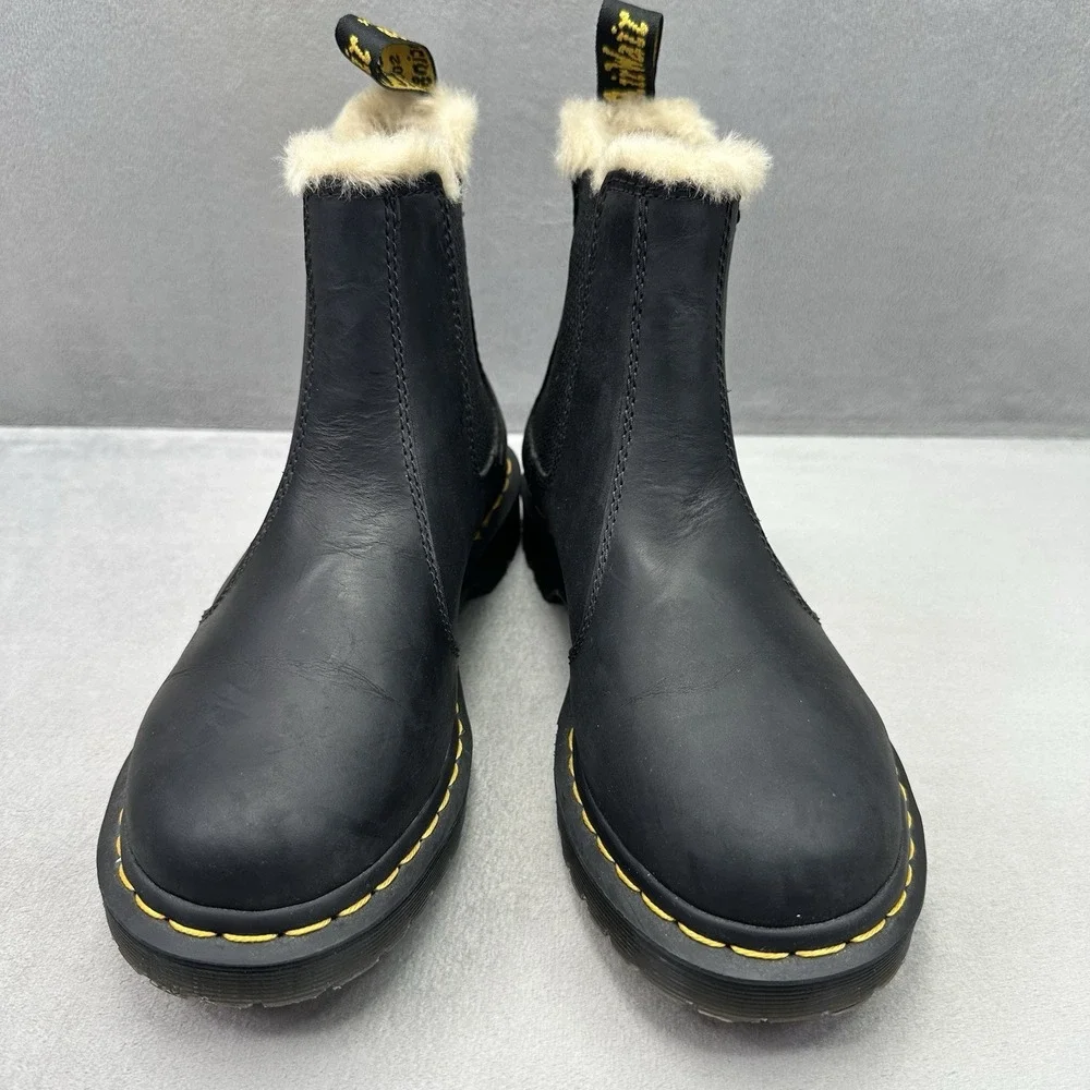 Dr Martens 2976 Leonore Womens Size 6 Chelsea Boots Black Leather Faux Fur Lined